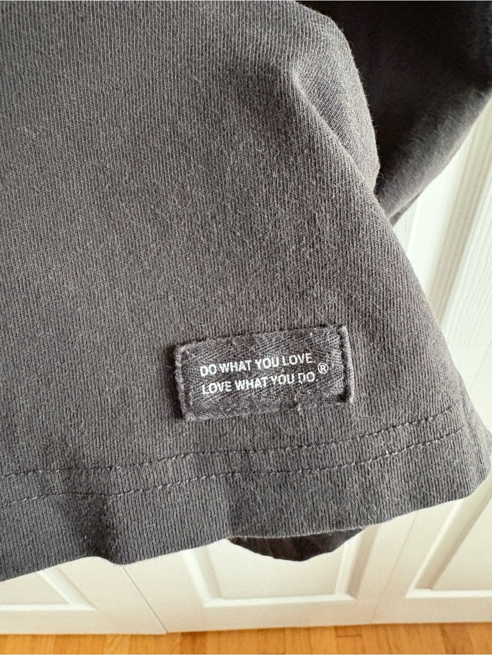 Life Is Good Call Me Old Fashioned Crusher Tee XL Funny Dad Joke Grey Cocktail - Picture 5 of 8